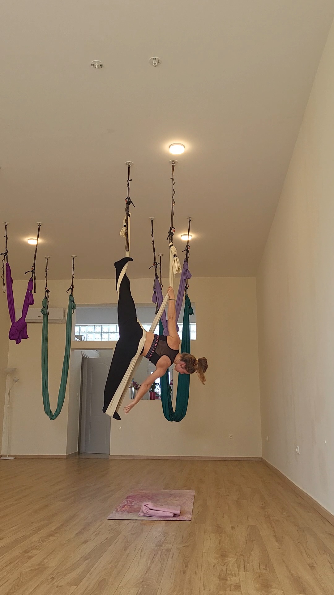 Aerial Yoga - View 3